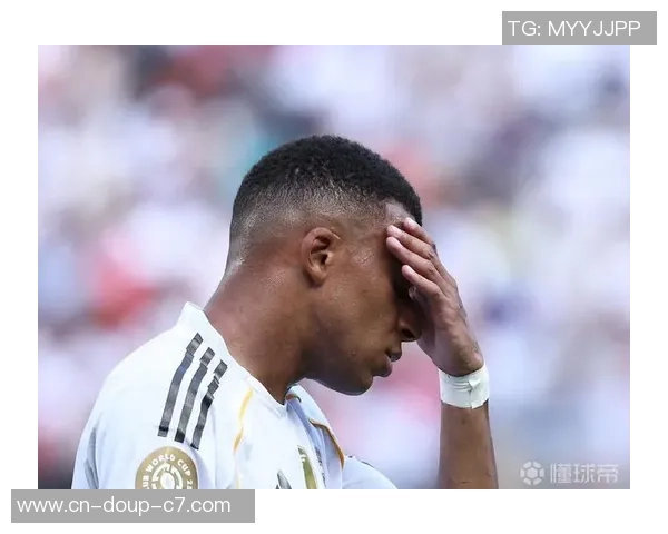 求战心切!阿斯：虽然左膝不适+手指骨折，姆巴佩仍是坚持要出战